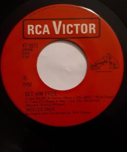 Skeeter Davis - Set Him Free / Is It Worth It To You (7", Single) (Very Good Plus (VG+))