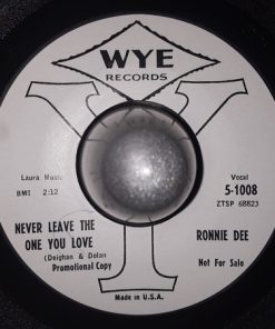 Ronnie Dee (6) - Little Boy Blue / Never Leave The One You Love (7", Single, Mono, Promo) (Near Mint (NM or M-))