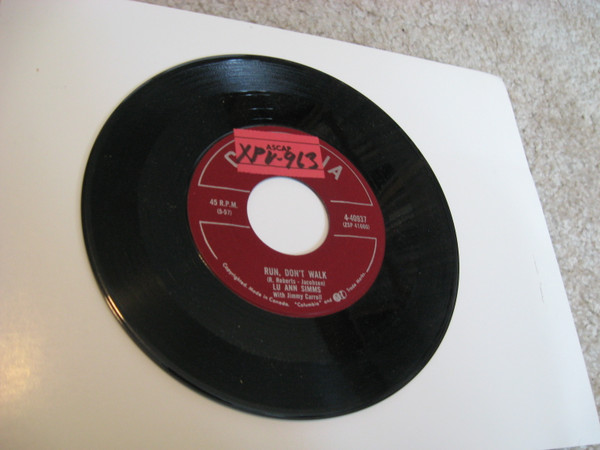 Lu Ann Simms With Jimmy Carroll - Run, Don't Walk / The Still Small Voice (7", Single) (Very Good (VG))