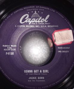 Jackie Davis - Gonna Get A Girl / Frenesi (7") (Very Good Plus (VG+))