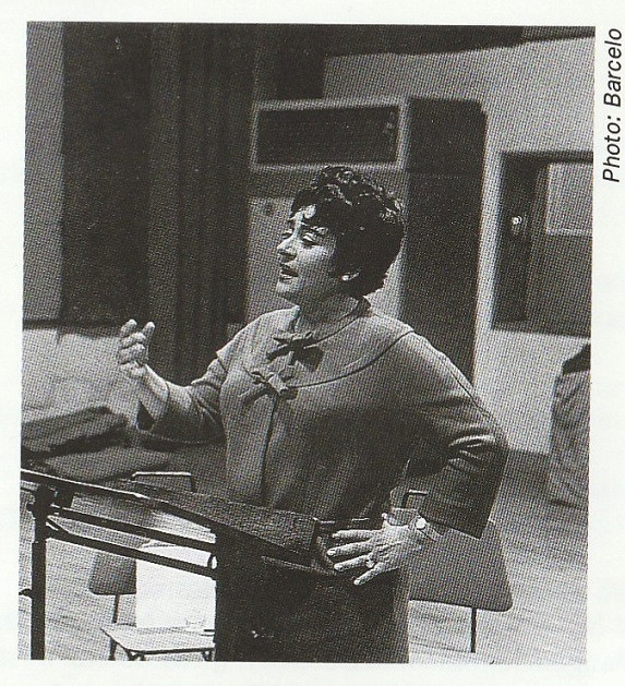 Victoria De Los Angeles – Gioacchino Rossini • Charles Gounod • Giuseppe Verdi • Giacomo Puccini • Pietro Mascagni • Ruggiero Leoncavallo • Alfredo Catalani • Jules Massenet • Georges Bizet • Gerónimo Giménez • Manuel Fernández Caballero • Francisco Asenj - Diva (CD, Comp, Mono, RM) (Near Mint (NM or M-)) - Image 2