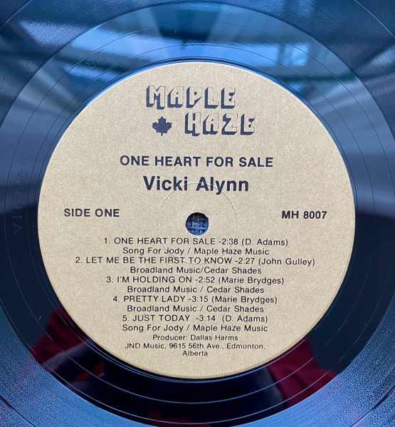 Vicki Alynn - One Heart For Sale (LP, Album) (Mint (M)) - Image 3