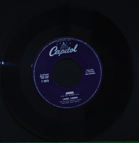 Laurie London With The Rita Williams Singers - Joshua (7", Single) (Very Good (VG))