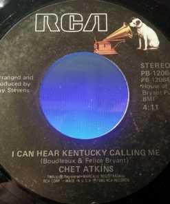 Chet Atkins - I Can Hear Kentucky Calling Me / Strawberry Man (7", Single, Lar) (Very Good Plus (VG+))