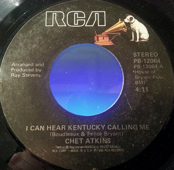 Chet Atkins - I Can Hear Kentucky Calling Me / Strawberry Man (7", Single, Lar) (Very Good Plus (VG+))