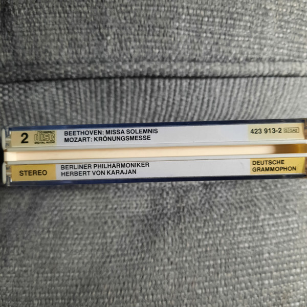 Ludwig van Beethoven, Wolfgang Amadeus Mozart - Berliner Philharmoniker, Herbert von Karajan - Missa Solemnis / Krönungsmesse = Coronation Mass (2xCD, Comp, RM) (Near Mint (NM or M-)) - Image 3