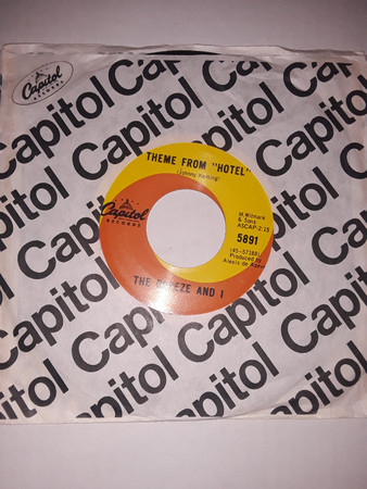 The Breeze And I - Theme From "Hotel" (7") (Near Mint (NM or M-)) - Image 3