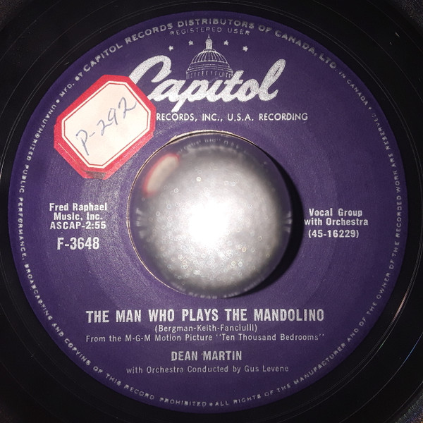 Dean Martin - Captured / The Man Who Plays The Mandolino (7") (Very Good Plus (VG+)) - Image 2