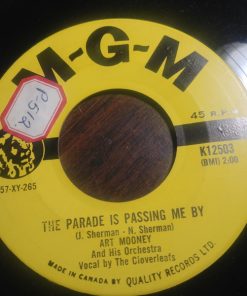 Art Mooney & His Orchestra - The Parade Is Passing Me By / Honest Love  (7", Single) (Very Good Plus (VG+))