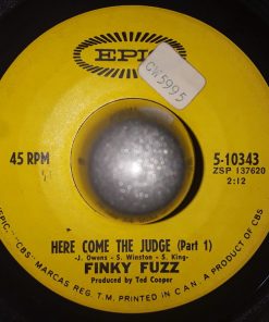 Finky Fuzz - Here Come The Judge (7") (Very Good Plus (VG+))