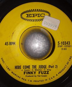 Alternative view of Finky Fuzz - Here Come The Judge (7") (Very Good Plus (VG+))