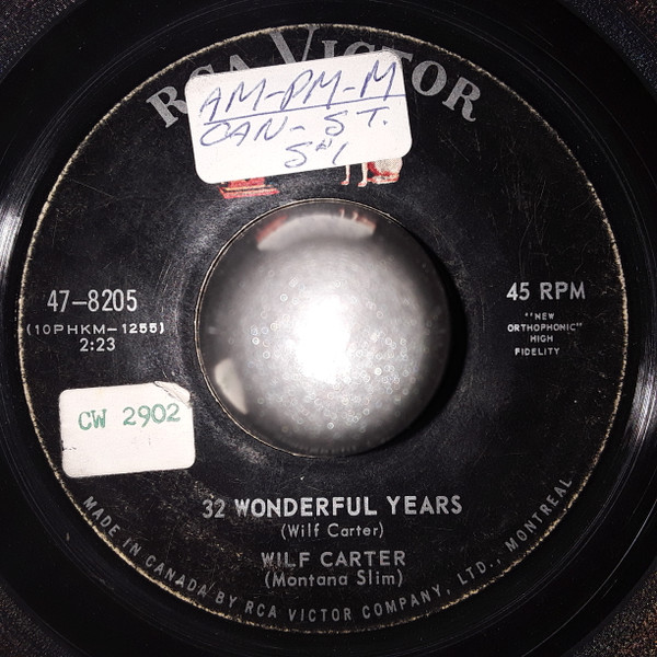 Wilf Carter - A Cashbox For A Heart / 32 Wonderful Years (7") (Very Good (VG)) - Image 2