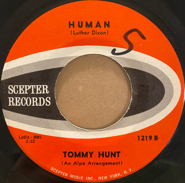 Tommy Hunt - The Parade Of Broken Hearts (7", Single) (Very Good Plus (VG+)) - Image 2