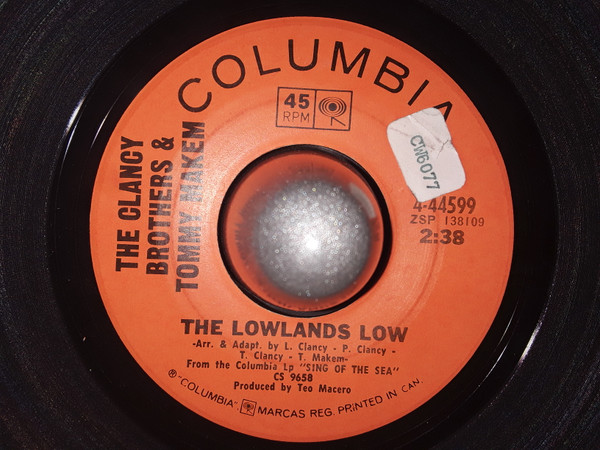 The Clancy Brothers & Tommy Makem - The Lowlands Low / The Good Ship Calibar (7") (Very Good (VG))