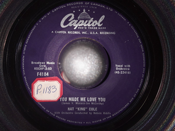 Nat King Cole - I Must Be Dreaming / You Made Me Love You (7", Single) (Very Good (VG)) - Image 2