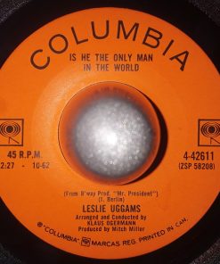 Leslie Uggams - Is He The Only Man In The World / Each And Ev'ry Day (7", Single) (Very Good Plus (VG+))