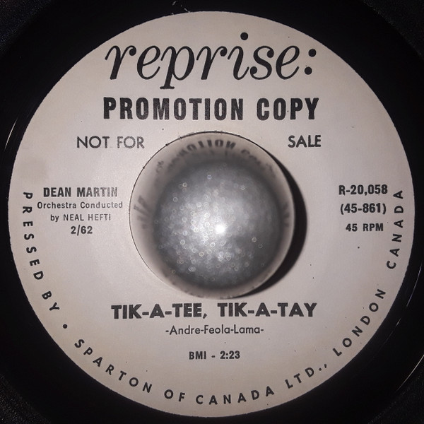 Dean Martin - Just Close Your Eyes / Tik-A-Tee, Tik-A-Tay (7", Promo) (Very Good Plus (VG+)) - Image 2