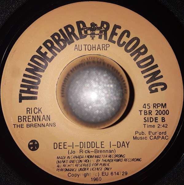 The Brennans - Strawberry Wine (7", Single) (Very Good Plus (VG+)) - Image 2