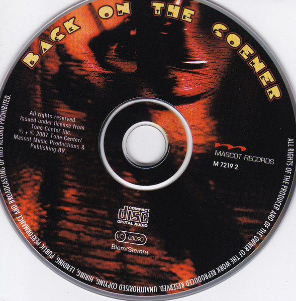 David Liebman, Anthony Jackson, Mike Stern, Tony Marino, Marko Marcinko, Vic Juris - Back On The Corner (CD, Album, Dig) (Near Mint (NM or M-)) - Image 3