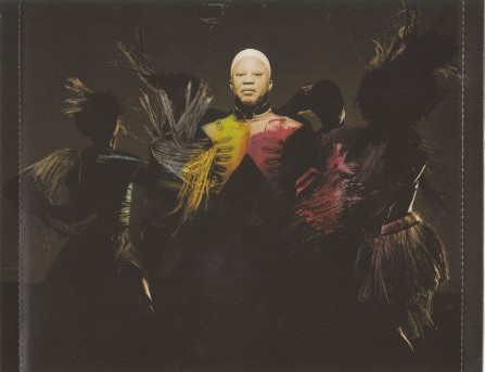 Salif Keita - M'Bemba (CD, Album) (Near Mint (NM or M-)) - Image 4