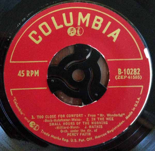 Johnny Mathis - Too Close For Comfort (7", EP) (Near Mint (NM or M-)) - Image 3