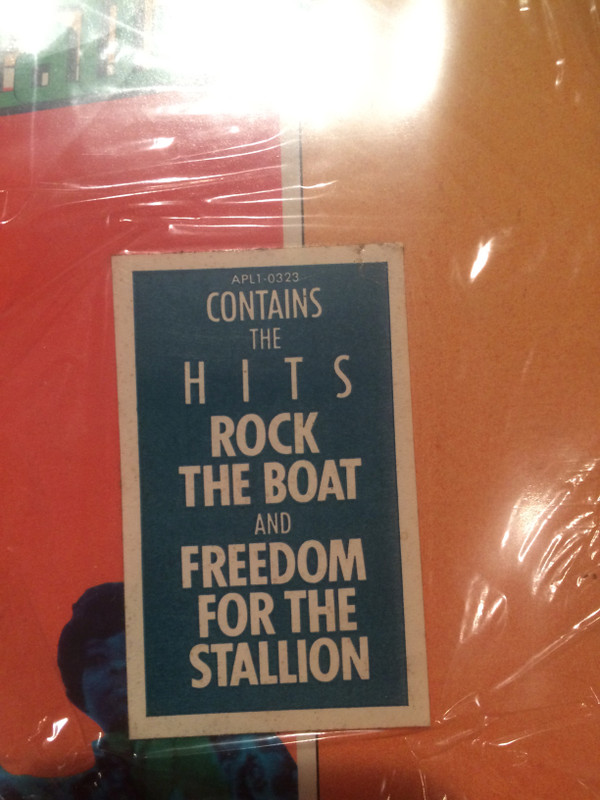 The Hues Corporation - Freedom For The Stallion (LP, Album, Ind) (Mint (M)) - Image 5