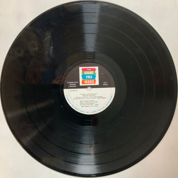 Richard Torigi, Susan Shaute, William Reynolds, Dolores Martin, Paula Wayne, Mal Hasset And His Orchestra - Rodgers & Hammerstein's South Pacific (LP, Album) (Mint (M)) - Image 4