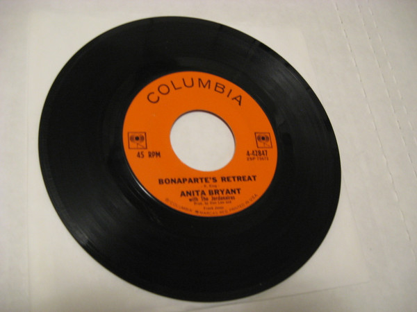 Anita Bryant - Hey, Good Lookin' / Bonaparte's Retreat (7", Single) (Good Plus (G+)) - Image 2