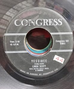 Linda Scott With Hutch Davie Orchestra & Chorus - Town Crier / Yessiree (7") (Near Mint (NM or M-))