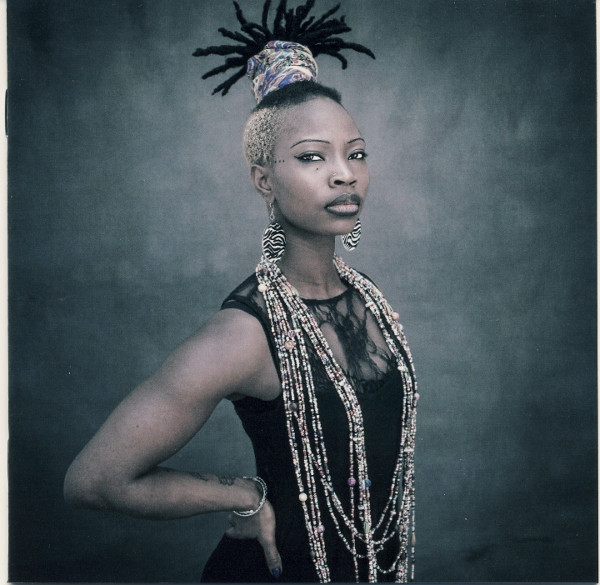 Dobet Gnahoré - Na Drê (CD, Album) (Mint (M)) - Image 4