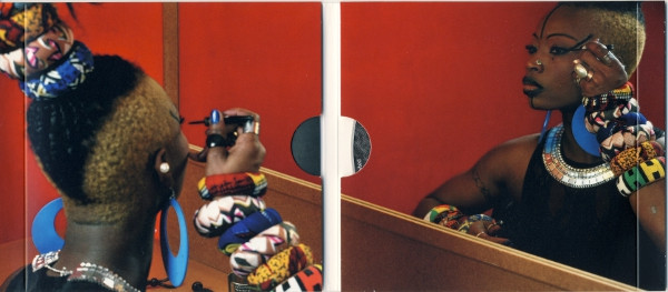 Dobet Gnahoré - Na Drê (CD, Album) (Mint (M)) - Image 5