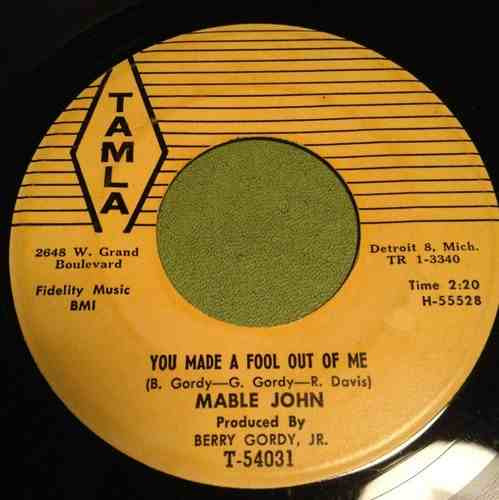 Mable John - Who Wouldn't Love A Man Like That / You Made A Fool Out Of Me (7") (Near Mint (NM or M-)) - Image 2