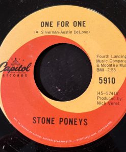 Alternative view of The Stone Poneys - Evergreen / One For Me (7") (Near Mint (NM or M-))