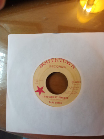 Earl Dukes - I Crossed My Fingers / Spin The Bottle (7", Promo) (Very Good Plus (VG+))