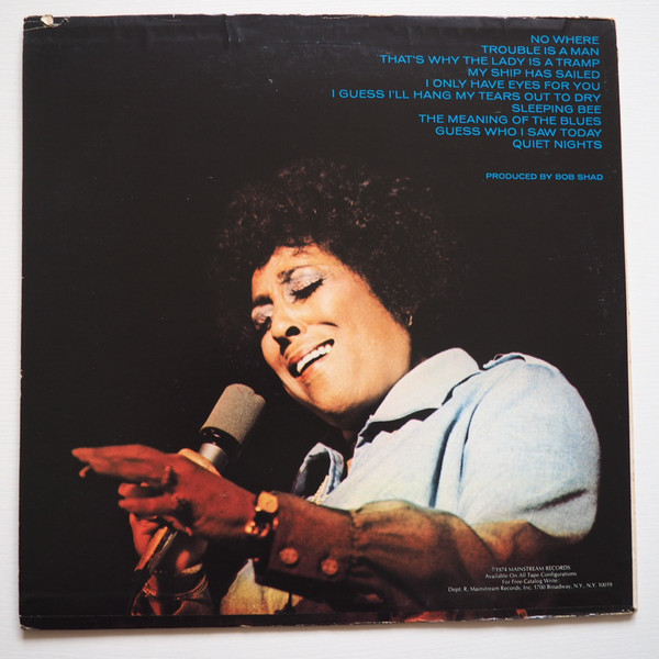 Carmen McRae - Live And Doin' It (LP, Album) (Near Mint (NM or M-)) - Image 2
