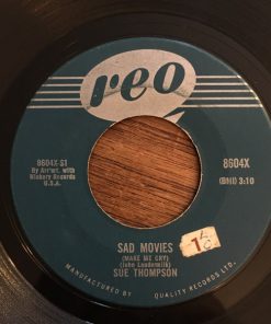 Sue Thompson - Sad Movies (Make Me Cry) (7", Single) (Near Mint (NM or M-))