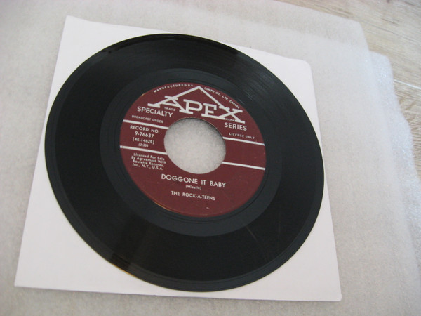 The Rock-A-Teens - Twangy (7", Single) (Near Mint (NM or M-)) - Image 2