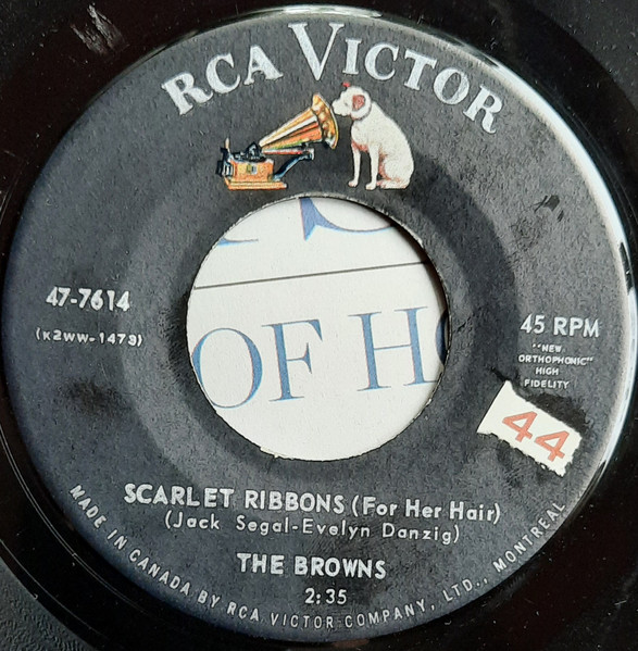 The Browns (3) - Scarlet Ribbons (For Her Hair) (7", Single) (Near Mint (NM or M-))