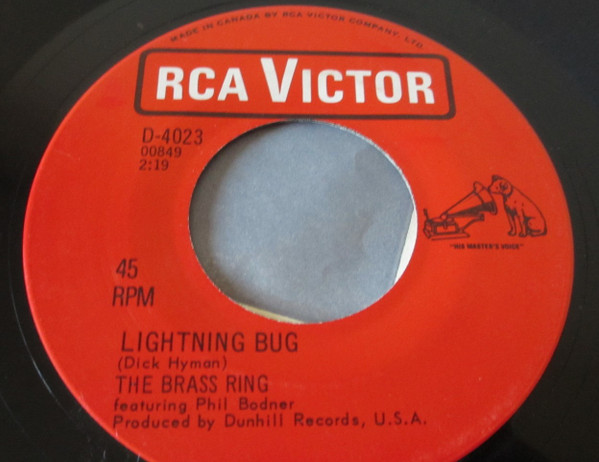 The Brass Ring Featuring Phil Bodner - The Phoenix Love Theme (Senza Fine) (7") (Very Good Plus (VG+)) - Image 2