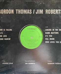 Alternative view of Gordon Thomas - Gordon Thomas / Jim Roberts (LP, Album) (Mint (M))