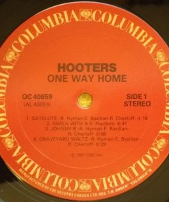 Hooters*-2