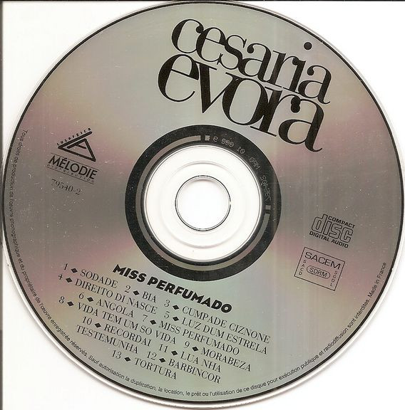 Cesaria Evora-2