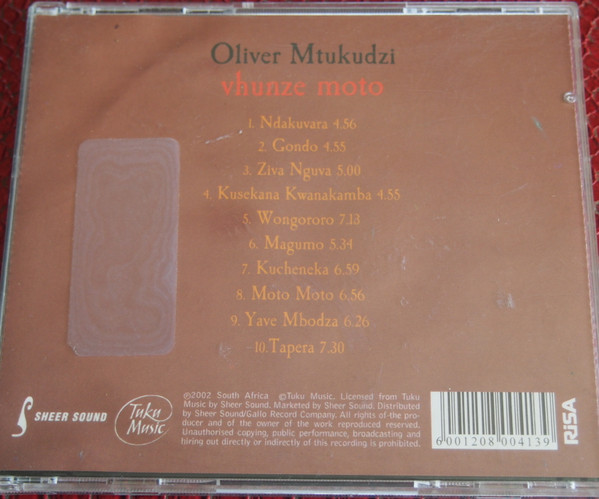 Oliver Mtukudzi-3