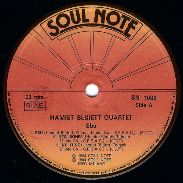 Hamiet Bluiett-2