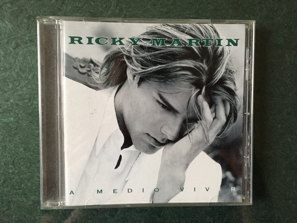 Ricky Martin-0