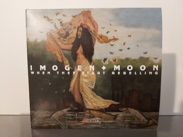 Imogen Moon-0
